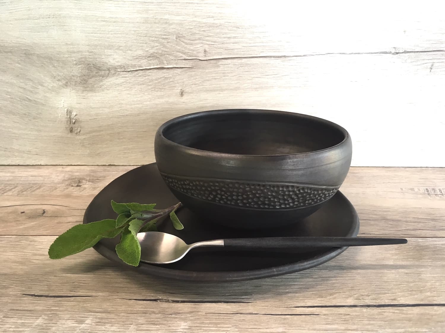 Tableware set: 4 bowls + 4 plates, 2