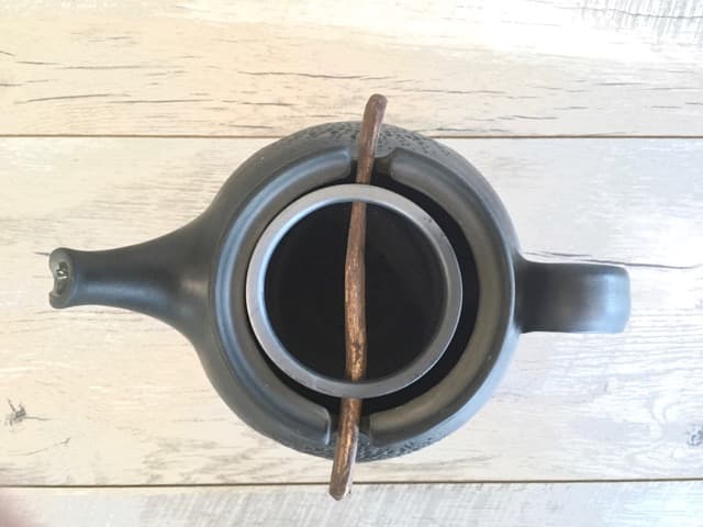 Teekanne mit Sieb, 1 l, 2