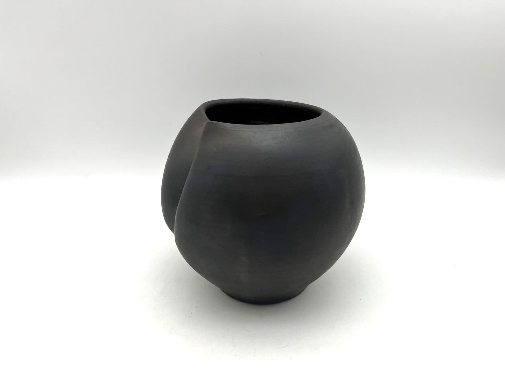 Vase, 3