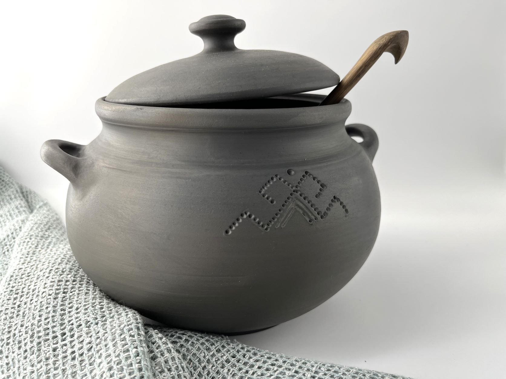 Eintopfbehälter mit Deckel 4L by Cepļi