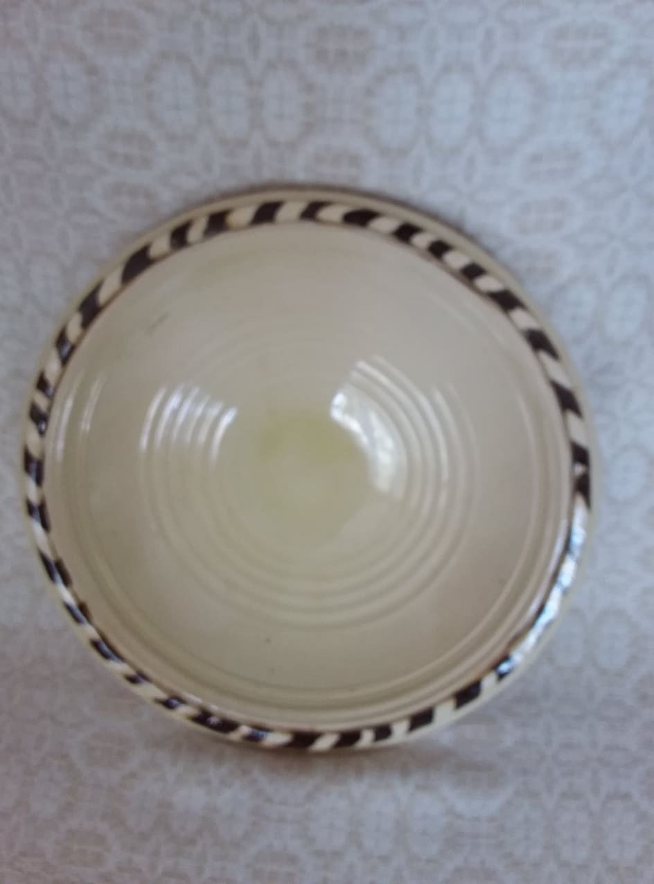 Dekorative Obstschale by Latvijas Labumu Tirgus: Māls