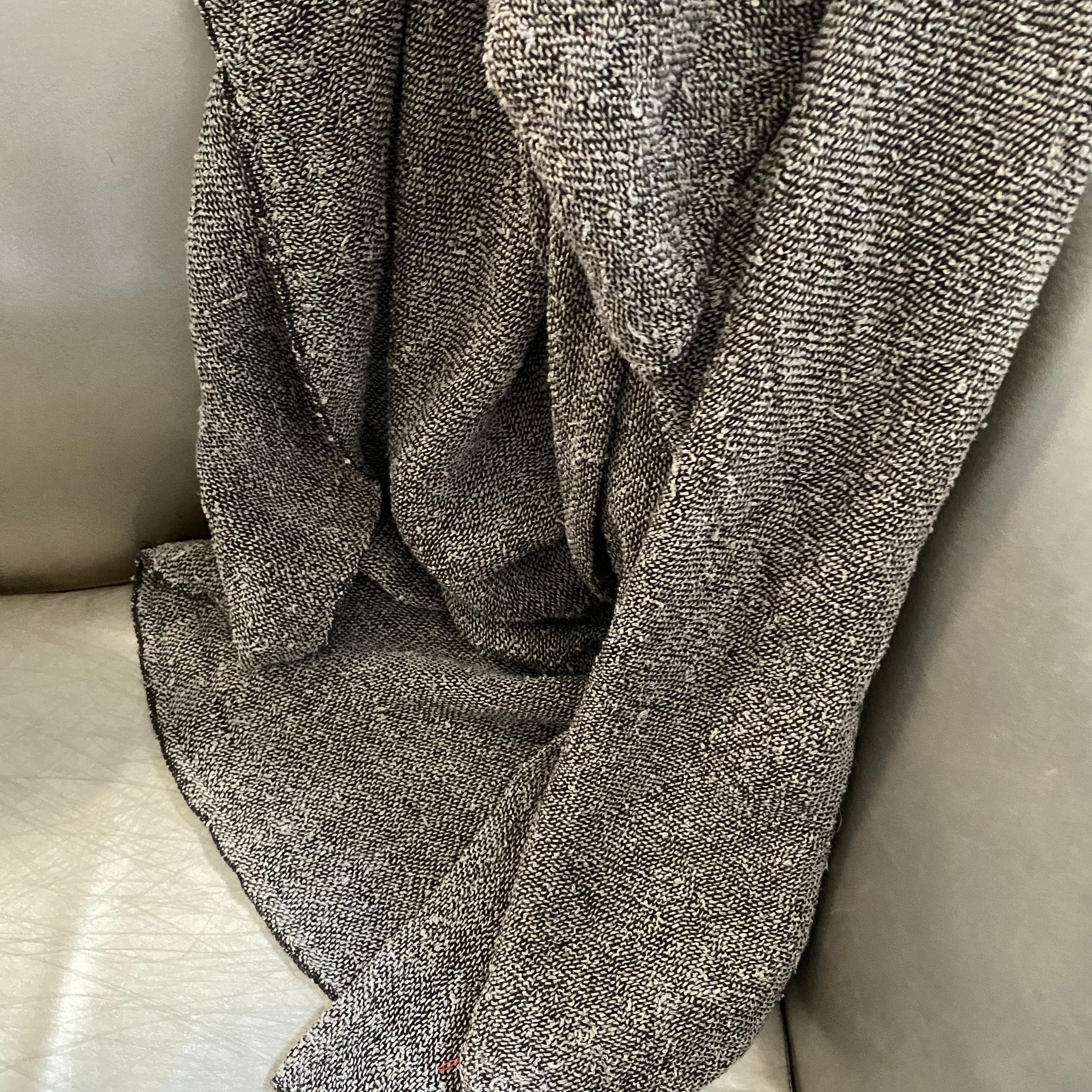 Bouclé double-layer linen throw, anthracite, 140 × 180 by Studio Natural