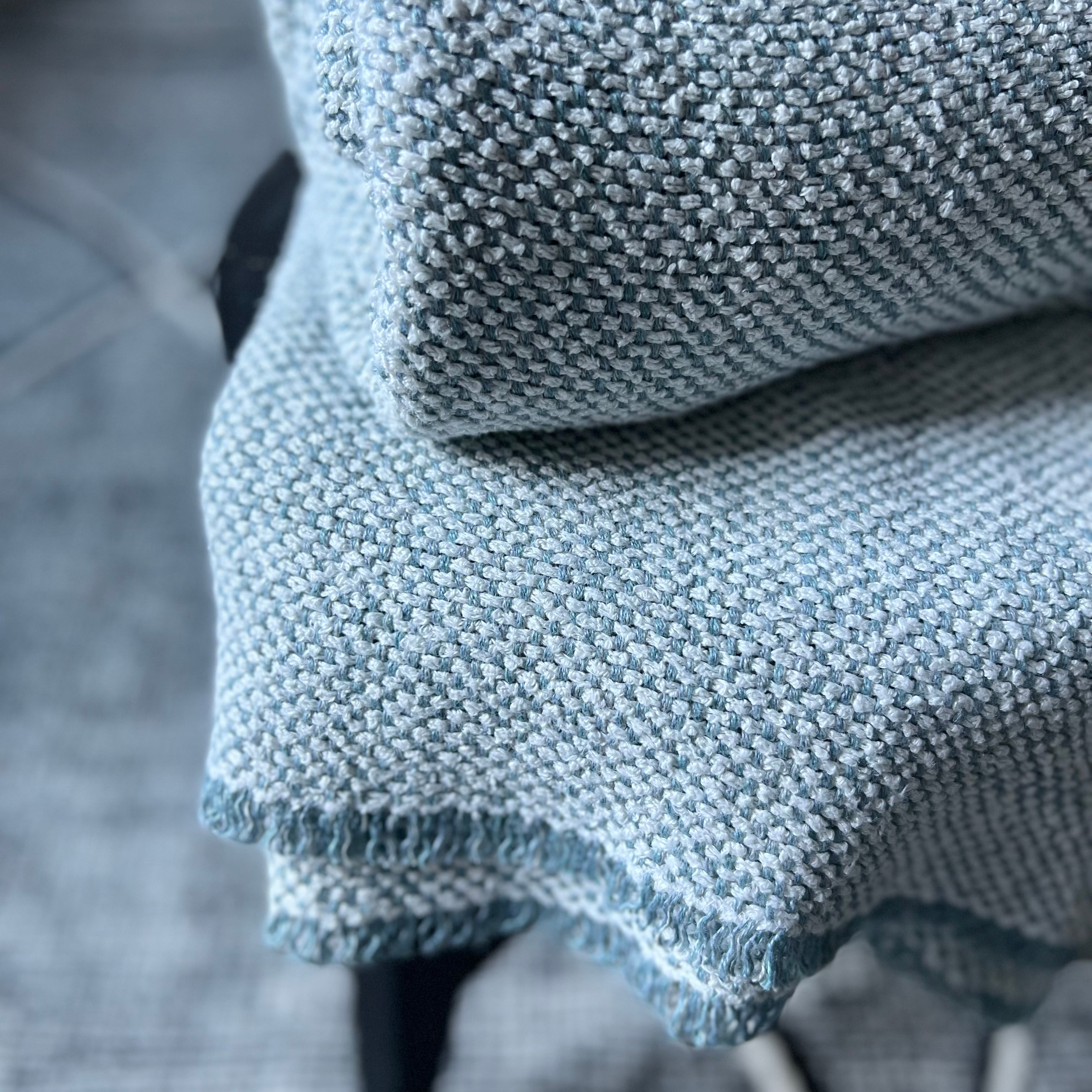 Boucle linen throw in blue gray 130x180 cm by Studio Natural