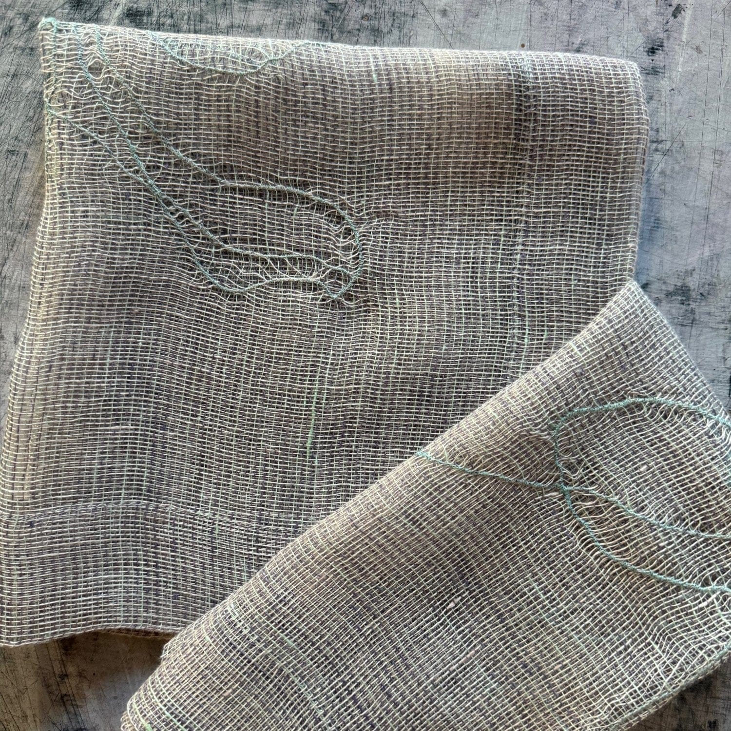 Leinenserviette mit Stickerei Tinita 50x50 cm