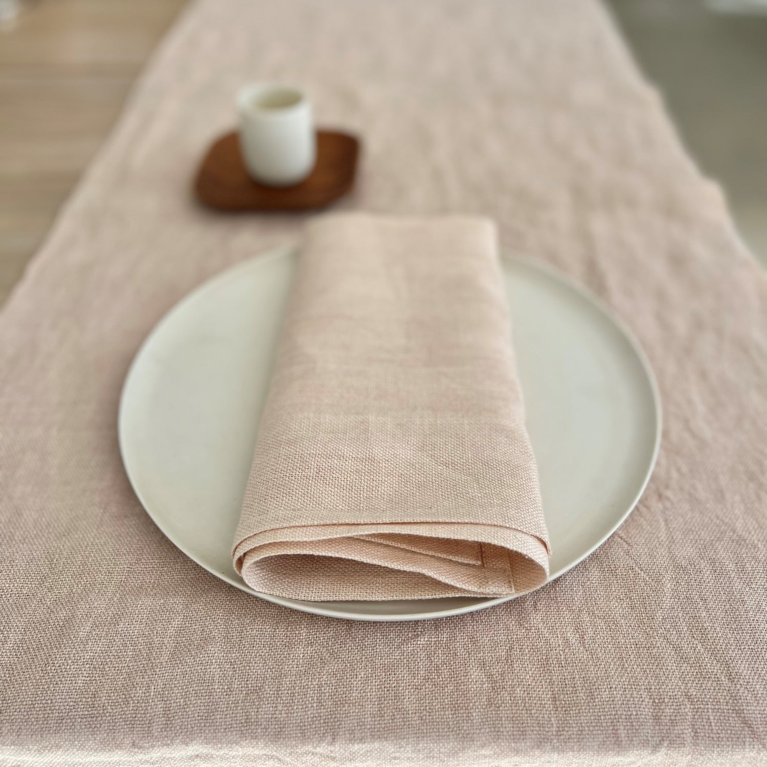 Linen table runner Ieva in powder pink 50x150 cm
