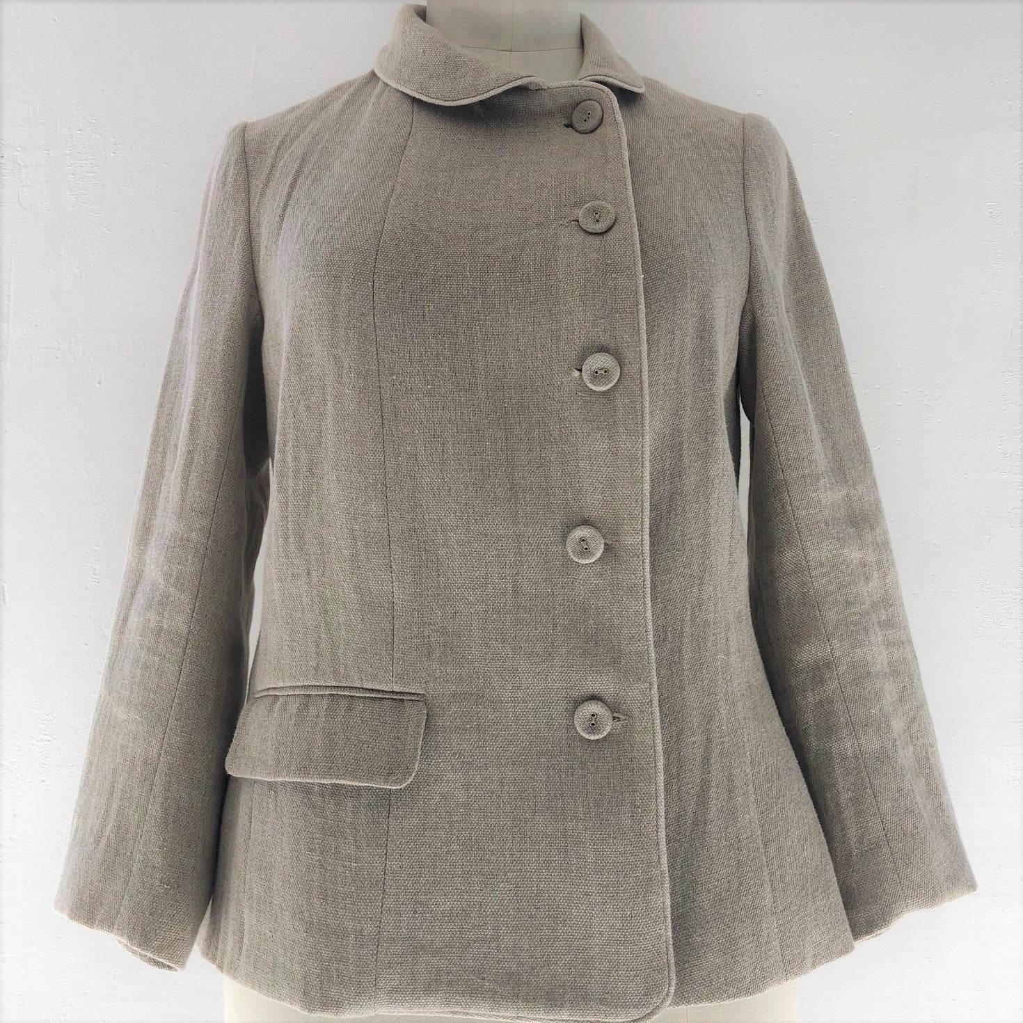 Asymmetric linen jacket by Studio Natural
