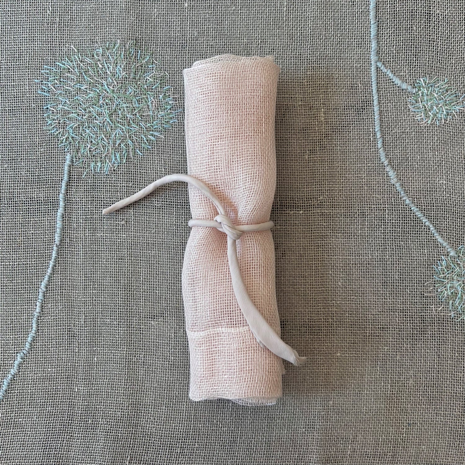 Leinenserviette Tinita in Puderrosa 50x50 cm