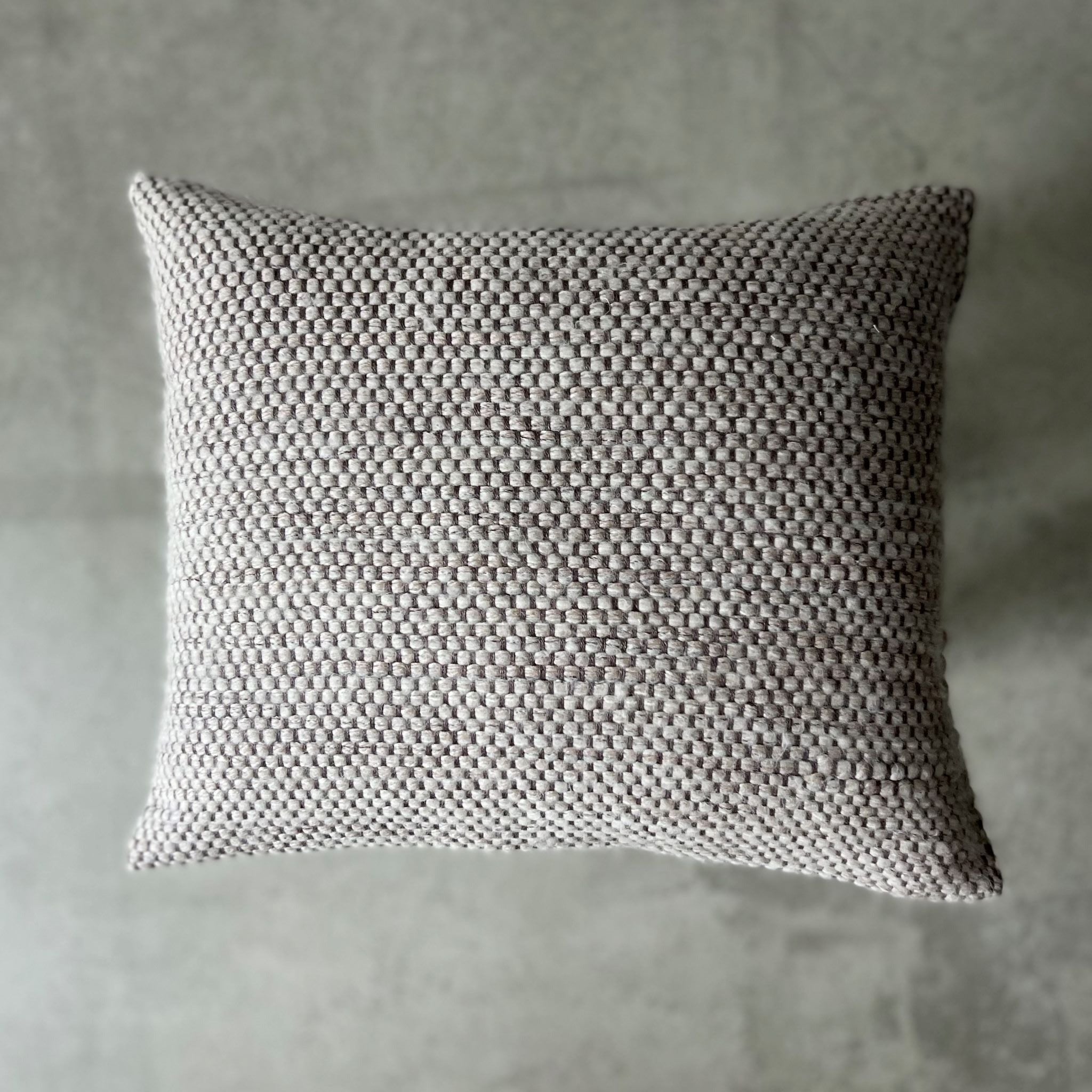 Kissen aus Leinenwolle Plāce 47x38 cm by Studio Natural