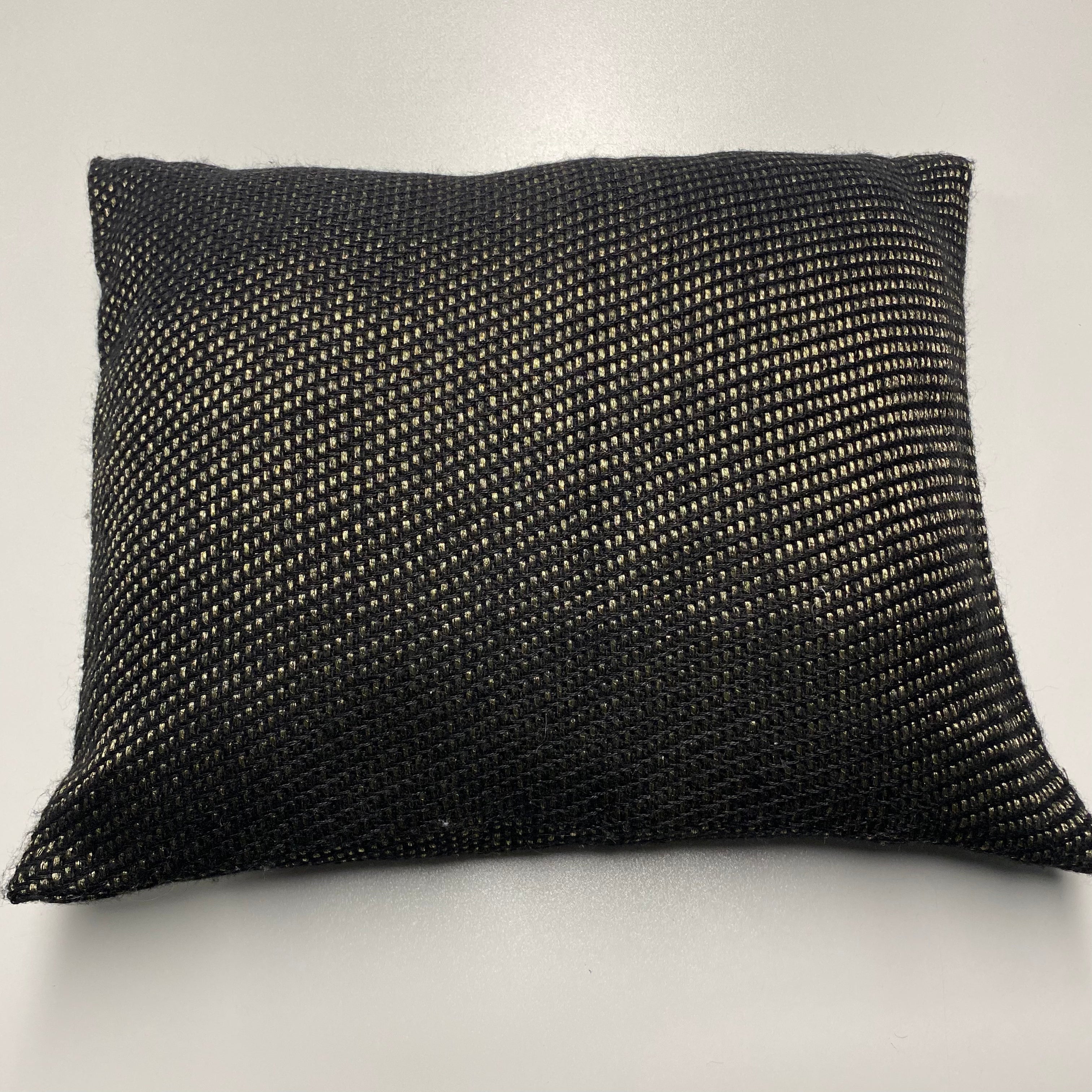 LINEN WOOL CUSHION TRINIS 35X44 CM by Studio Natural